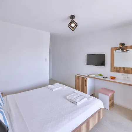 Arpia Hotel