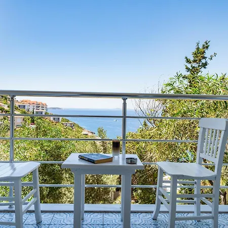 Arpia Hotel
